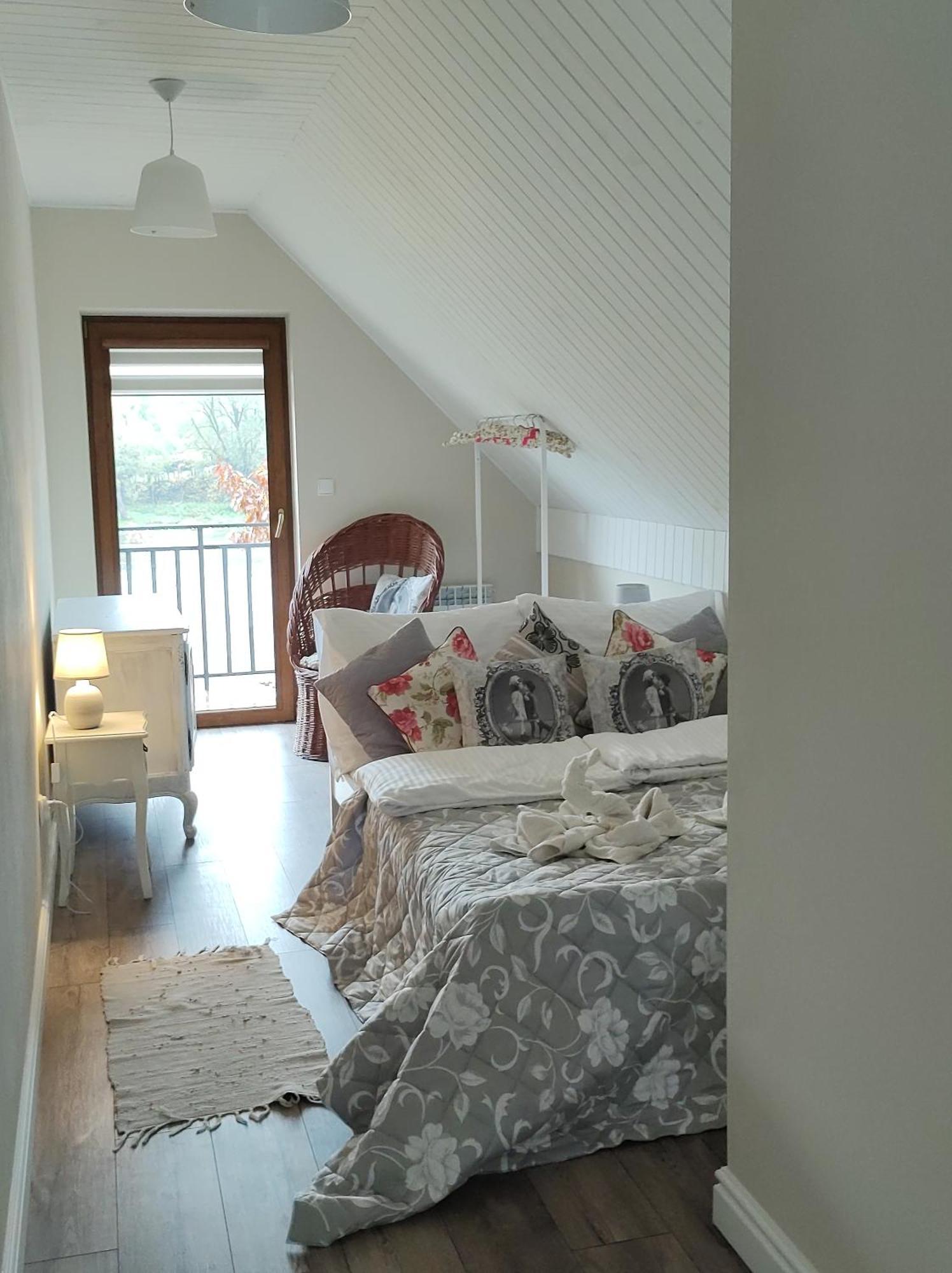 Guesthouse III Lesko Ngoại thất bức ảnh